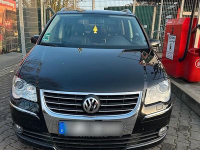Gebraucht VW Touran 140 PS (102 kW) 2008 Schwarz Van / Kleinbus