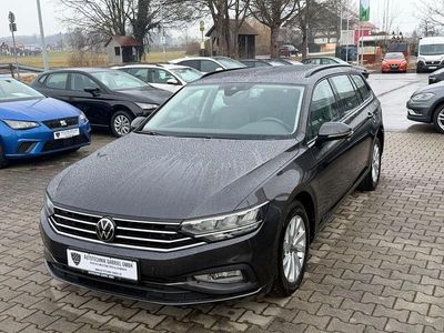 Gebraucht VW Passat Basis 150 PS (110 kW) 2020 Grau Kombi