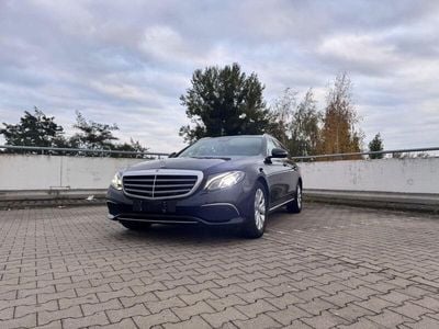 Mercedes E220