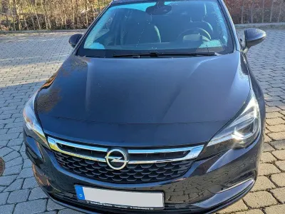 Gebraucht Opel Astra 136 PS (100 kW) 2019 Blau Kombi