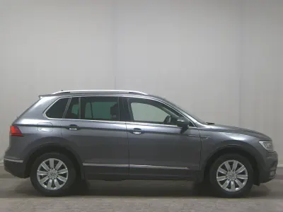 Gebraucht VW Tiguan Highline 150 PS (110 kW) 2020 Indiumgrau metallic SUV