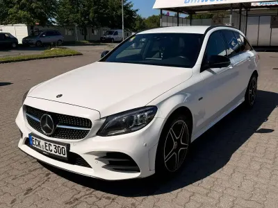 Gebraucht Mercedes C300e AMG line 211 PS (155 kW) 2020 Kombi