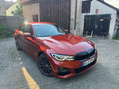 Gebraucht BMW 330e M Sport 292 PS (214 kW) 2020 Orange Limousine