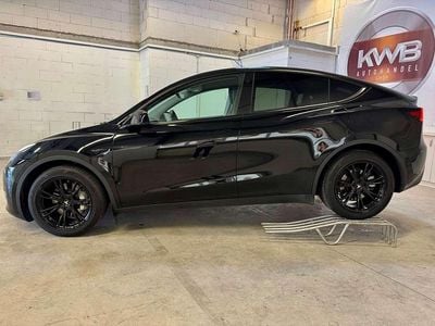 Begagnad Tesla Model Y 378 kW (514 HK) 2024 Svart SUV