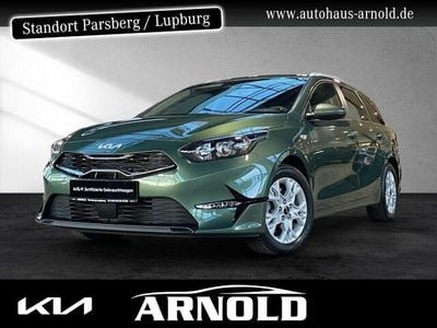 Grün Gebraucht 2024 Kia Ceed Kleinwagen | 21.840 € (Guter Preis)