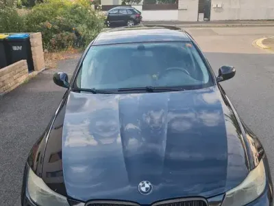 Gebraucht BMW 320 M Sport 177 PS (130 kW) 2009 Schwarz Kombi