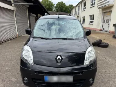 Gebraucht Renault Kangoo Happy Family 106 PS (77 kW) 2012 Schwarz Van / Kleinbus