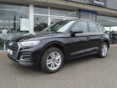 Używany Audi Q5 Basis 265 KM (194 kW) 2023 Czarny SUV