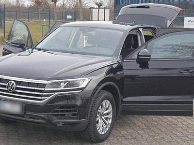Używany VW Touareg 286 KM (210 kW) 2020 Czarny SUV