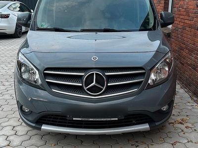 Mercedes Citan 109