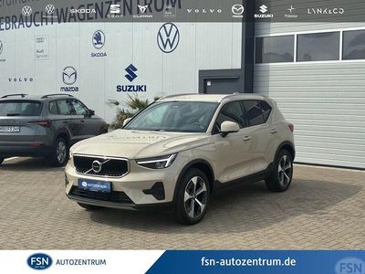Beige Gebraucht 2024 Volvo XC40 Core SUV | 33.490 € (Fairer Preis)