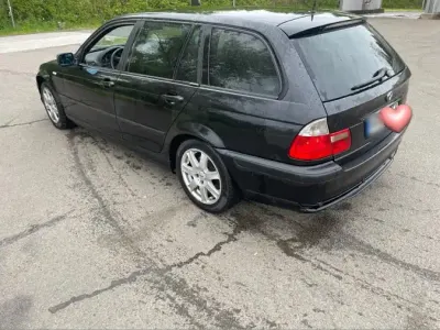 Używany BMW 320 150 KM (110 kW) 2003 Czarny Kombi