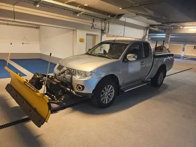 Używany Mitsubishi L200 136 KM (100 kW) 2013 Szary Pickup