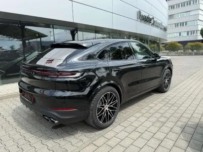 Nieuw Porsche Cayenne Coupe 354 PK (260 kW) 2026 Zwart SUV