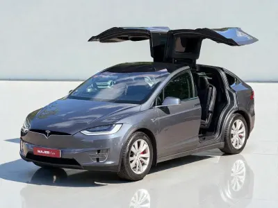 Käytetty Tesla Model X Performance 584 kW (795 HP) 2020 Harmaa Katumaasturi