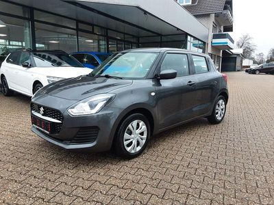 Grau Gebraucht 2021 Suzuki Swift Kleinwagen | 12.990 € (Fairer Preis)