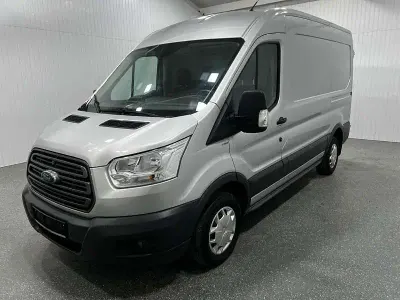 Używany Ford Transit ST 105 KM (77 kW) 2018 Srebrny Van