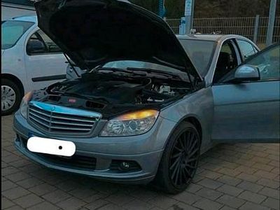 Usata Mercedes 220 175 CV (128 kW) 2008 Berlina