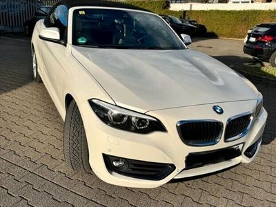 gebraucht BMW 220 i Cabrio