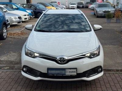 Gebraucht Toyota Auris 116 PS (85 kW) 2017 Weiß Kombi