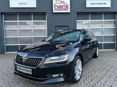 gebraucht Skoda Superb Combi 2.0TDI DSG Style 4x4*AHK*LED*Canton