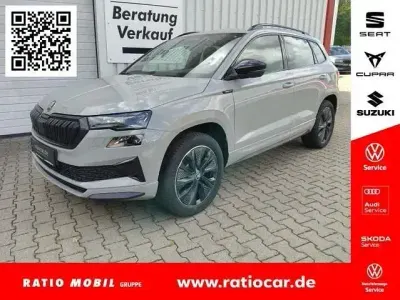 Neu Skoda Karoq SportLine 190 PS (139 kW) 2026 Grau SUV