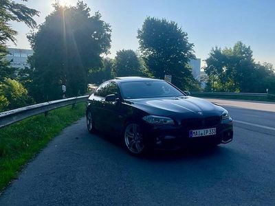Gebraucht BMW 530 M Sport 258 PS (189 kW) 2013 Schwarz Limousine