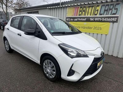 Gebraucht Toyota Yaris Basis 69 PS (50 kW) 2019 Super white 2 Kleinwagen