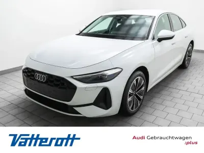 Gebraucht Audi A5 Ambiente 204 PS (150 kW) 2025 Weiß (gletscherweiß metallic) Limousine