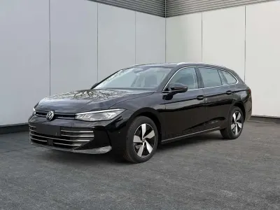 Neu VW Passat Business 150 PS (110 kW) 2025 Grenadillschwarz metallic Kombi
