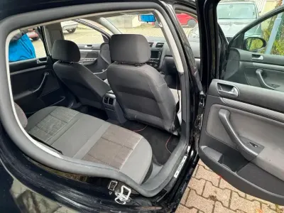 Brugt VW Golf V 105 HK (77 kW) 2004 Sort Hatchback