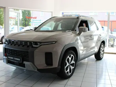 Neu KGM Torres 163 PS (119 kW) 2026 Latte greige SUV