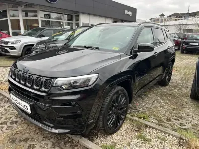Gebraucht Jeep Compass Limited 239 PS (175 kW) 2022 Schwarz SUV