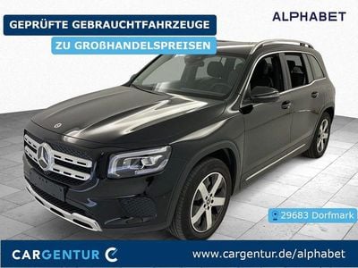 Mercedes GLB220