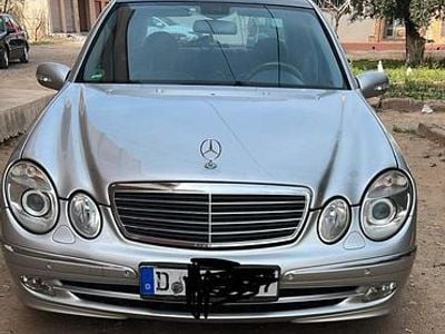 Mercedes E270