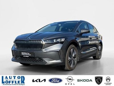 Grau Gebraucht 2023 Skoda Enyaq iV Loft SUV | 28.940 € (Superpreis)