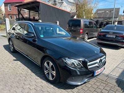 Gebraucht Mercedes E200 Avantgarde 184 PS (135 kW) 2018 Schwarz Kombi
