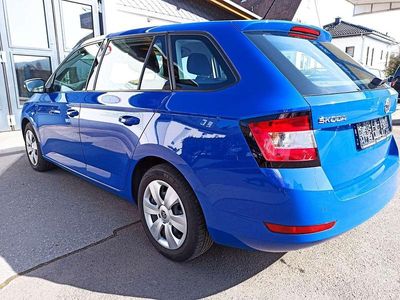 Gebraucht Skoda Fabia Ambition 95 PS (69 kW) 2019 Energyblau Kombi