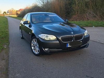 Gebraucht BMW 525 204 PS (150 kW) 2011 Grau Limousine