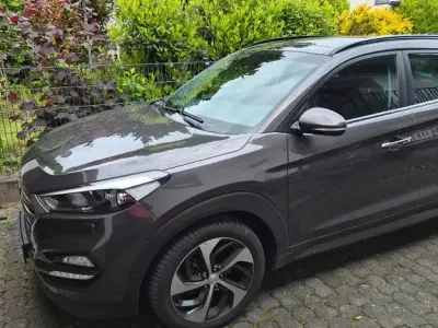 Gebraucht Hyundai Tucson Premium 185 PS (136 kW) 2016 Grau SUV