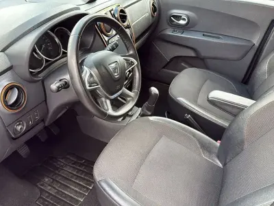 Gebraucht Dacia Lodgy Stepway 116 PS (85 kW) 2017 Blau Van / Kleinbus