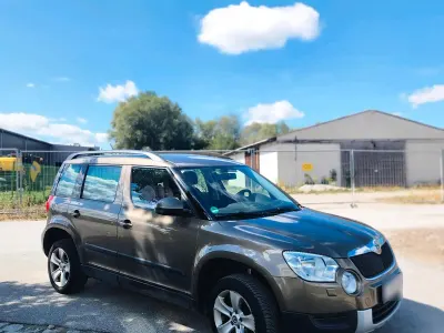 Gebraucht Skoda Yeti 140 PS (102 kW) 2013 Andere farben SUV