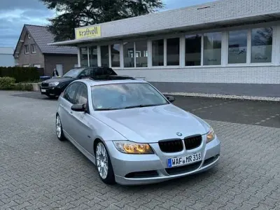 Gebraucht BMW 318 Performance 129 PS (94 kW) 2007 Silber Limousine