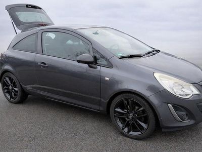 Grau Gebraucht 2012 Opel Corsa Kleinwagen | 3.499 € (Guter Preis)