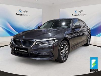 Grau Gebraucht 2021 BMW 530e iPerformance Limousine | 31.990 € (Fairer Preis)