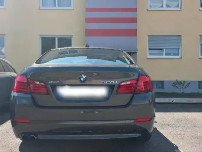 Gebraucht BMW 528 248 PS (182 kW) 2013 Braun Limousine