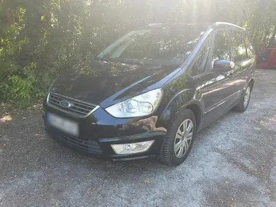 Gebraucht Ford Galaxy 163 PS (119 kW) 2012 Schwarz Van / Kleinbus