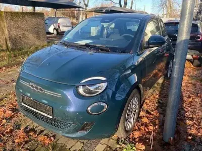 Gebraucht Fiat 500e 86 kW (118 PS) 2023 Grün Kleinwagen