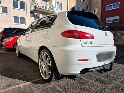 Usata Alfa Romeo 147 Ti 120 CV (88 kW) 2009 Bianco Utilitaria