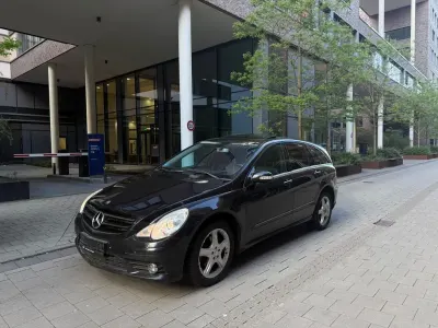Gebraucht Mercedes R280 190 PS (139 kW) 2010 Schwarz Van / Kleinbus